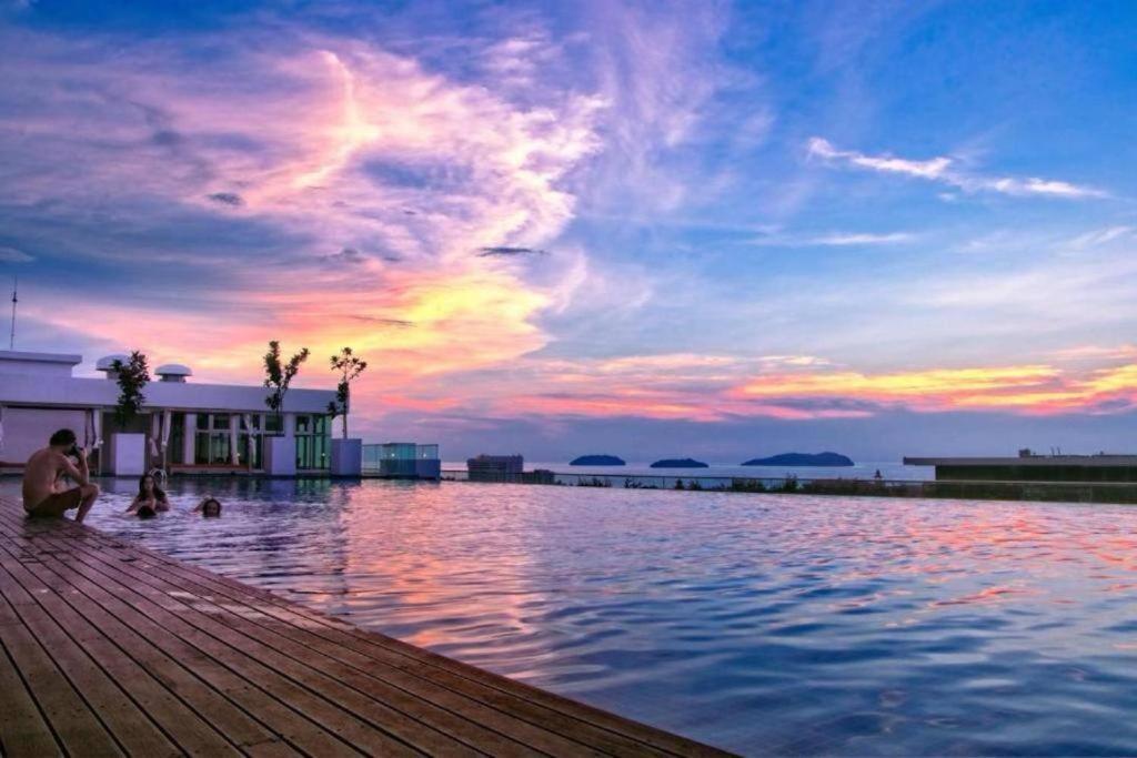 Sa Sutera Avenue Homestay Kota Kinabalu Area Kk City Opposite Imago Exterior foto